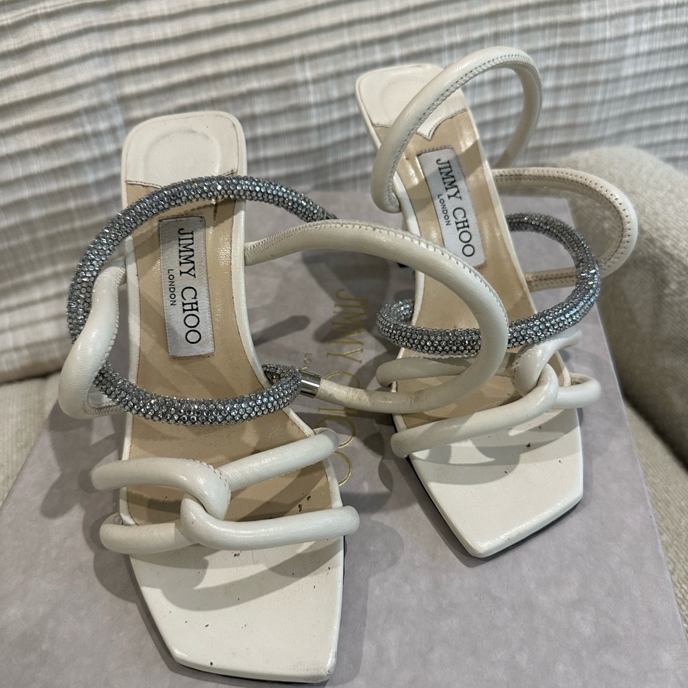 Jimmy Choo Lonnie Heel - Picture 3 of 7